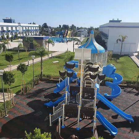 Royal Life Poseidon B Apartment